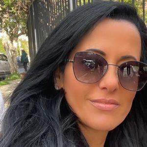 Meet your Posher, Galit